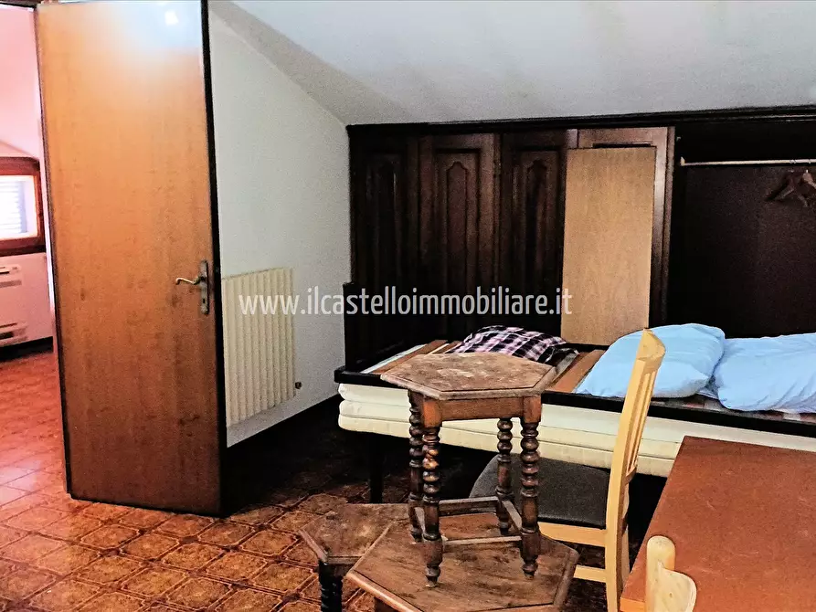 Immagine 7 di Appartamento in vendita  in strada di Scacciapensieri, 47 a Siena