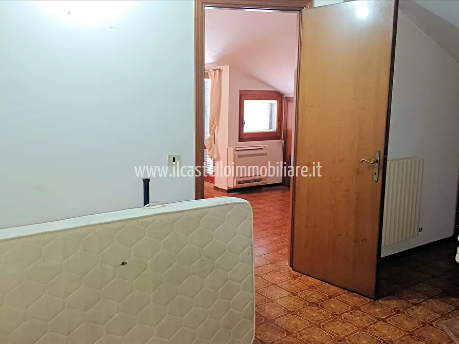 Immagine 8 di Appartamento in vendita  in strada di Scacciapensieri, 47 a Siena