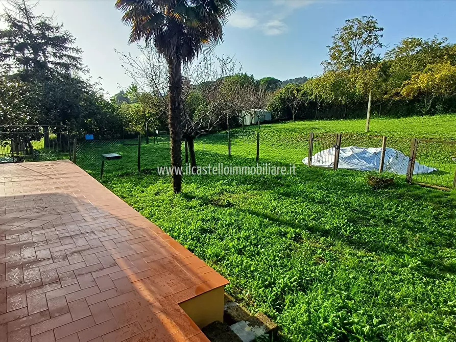 Immagine 10 di Appartamento in vendita  a Sarteano