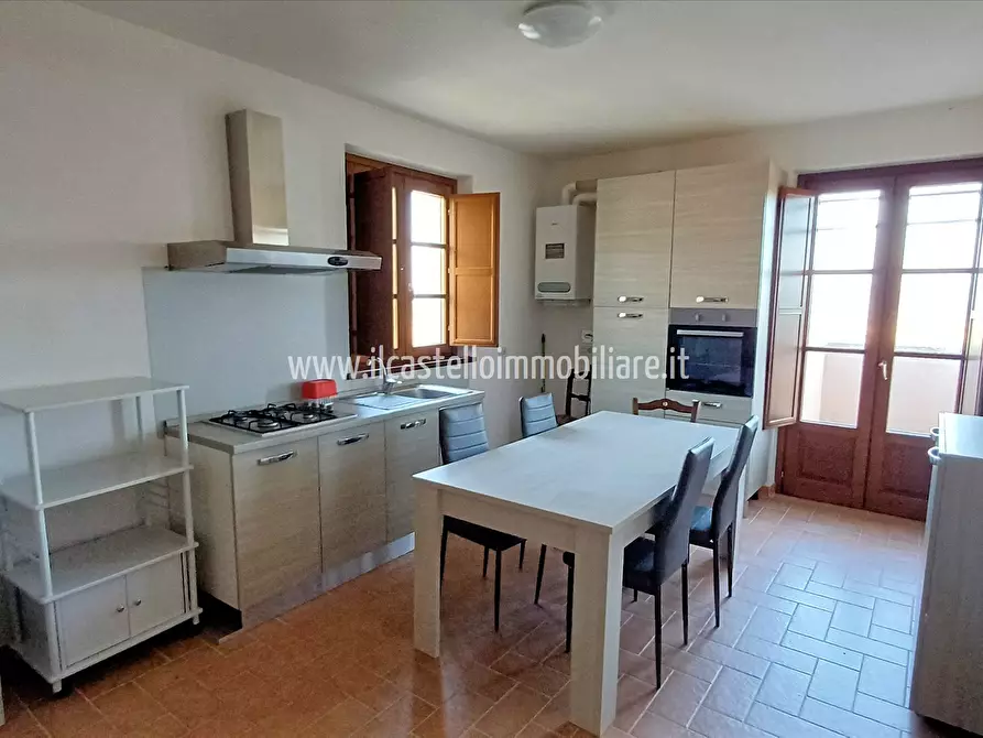 Immagine 6 di Appartamento in vendita  in via Della Resistenza, 44 a Cetona