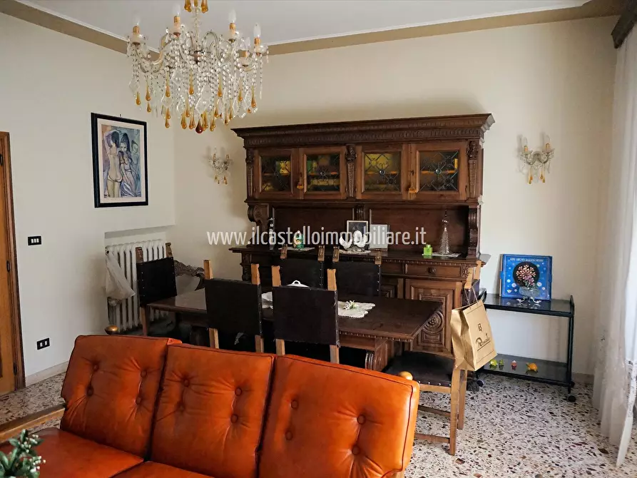 Immagine 7 di Villa in vendita  in viale Europa, 92 a Sarteano