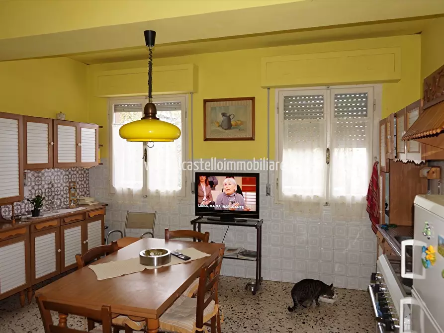 Immagine 8 di Villa in vendita  in viale Europa, 92 a Sarteano