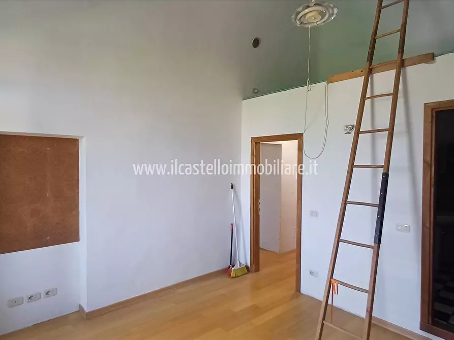 Immagine 7 di Appartamento in vendita  in viale Amiata, 8 a Sarteano