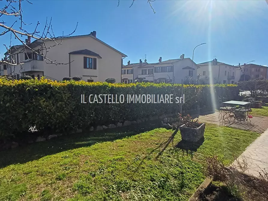 Immagine 3 di Villa in vendita  in via Beato Alberto, 4 a Sarteano