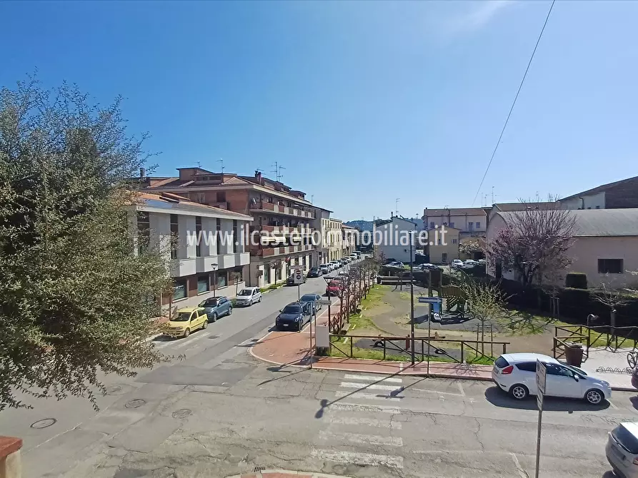Immagine 5 di Appartamento in vendita  in via Mameli, 37 a Chiusi