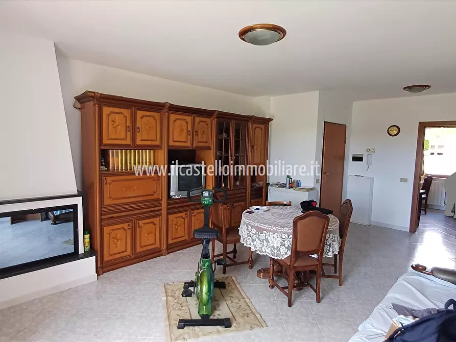 Immagine 1 di Appartamento in vendita  a Cetona