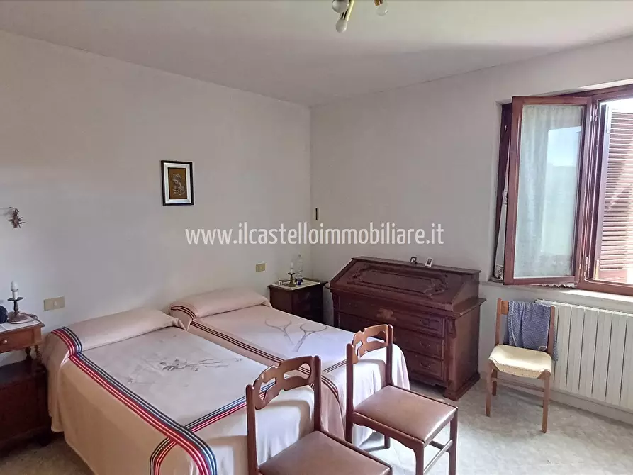 Immagine 6 di Appartamento in vendita  a Cetona