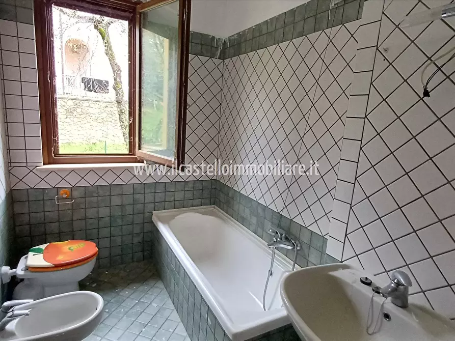 Immagine 10 di Appartamento in vendita  in via Ansano Landucci, 82 a Torrita Di Siena