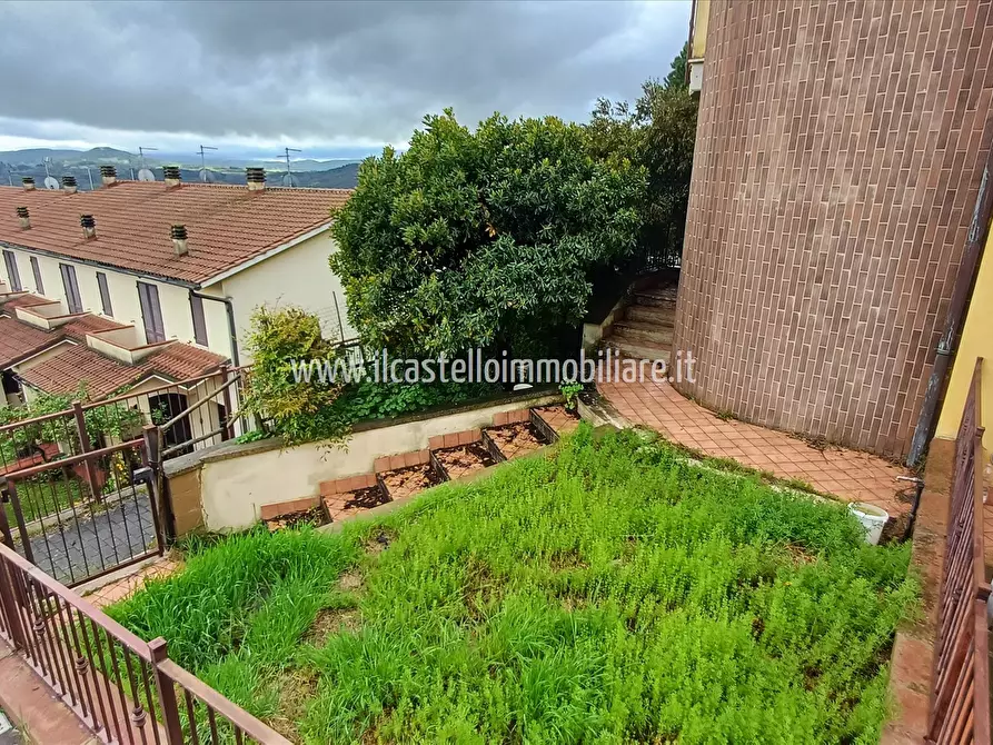Immagine 2 di Appartamento in vendita  in via Ansano Landucci, 82 a Torrita Di Siena