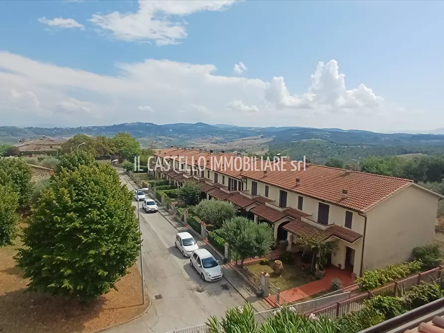Immagine 5 di Appartamento in vendita  in via Ansano Landucci, 82 a Torrita Di Siena