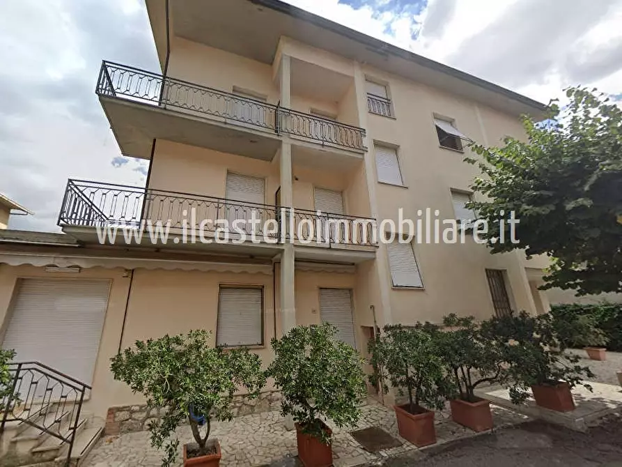 Immagine 2 di Albergo/B&B/Residence in vendita  in via Delle Terme Sud a Montepulciano