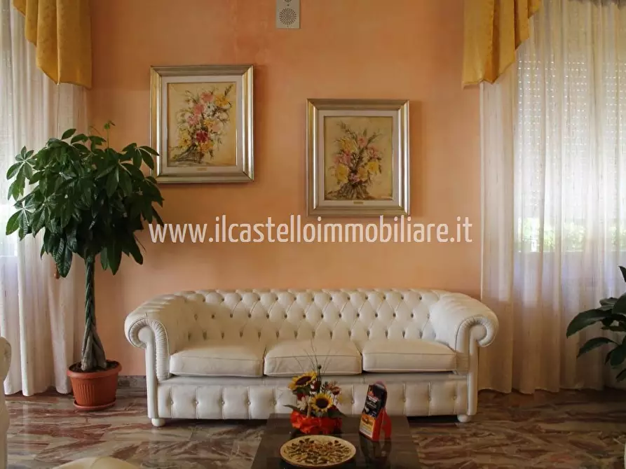 Immagine 6 di Albergo/B&B/Residence in vendita  in via Delle Terme Sud a Montepulciano