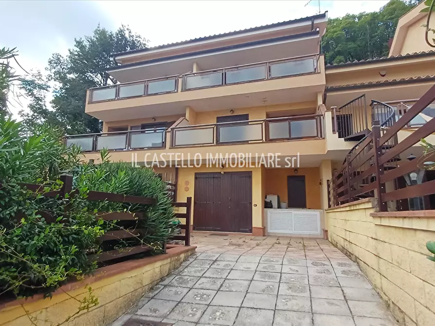 Immagine 4 di Appartamento in vendita  in via Monte Cervino, 17 a Sarteano