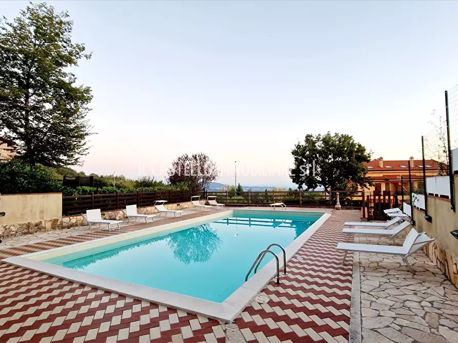 Immagine 7 di Appartamento in vendita  in via Monte Cervino, 17 a Sarteano