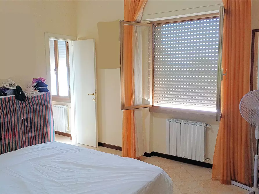 Immagine 7 di Terratetto in vendita  in piazza Lucchetti, 1 a Casole D'elsa