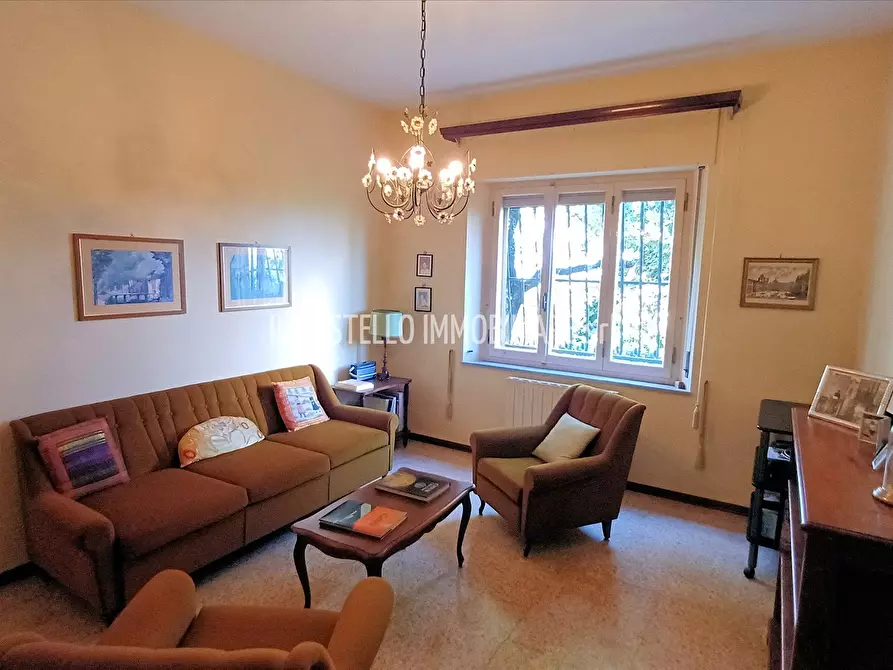 Immagine 2 di Villa in vendita  in via Del Tamburino, 183 a Cetona