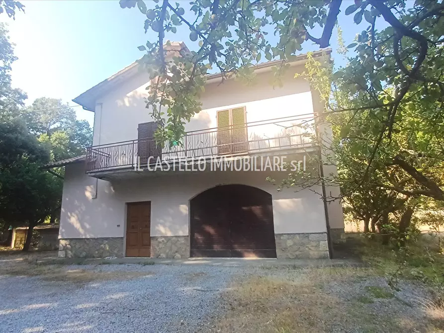Immagine 1 di Villa in vendita  in Strada Provinciale 89 Della Montagna, 8 a Cetona