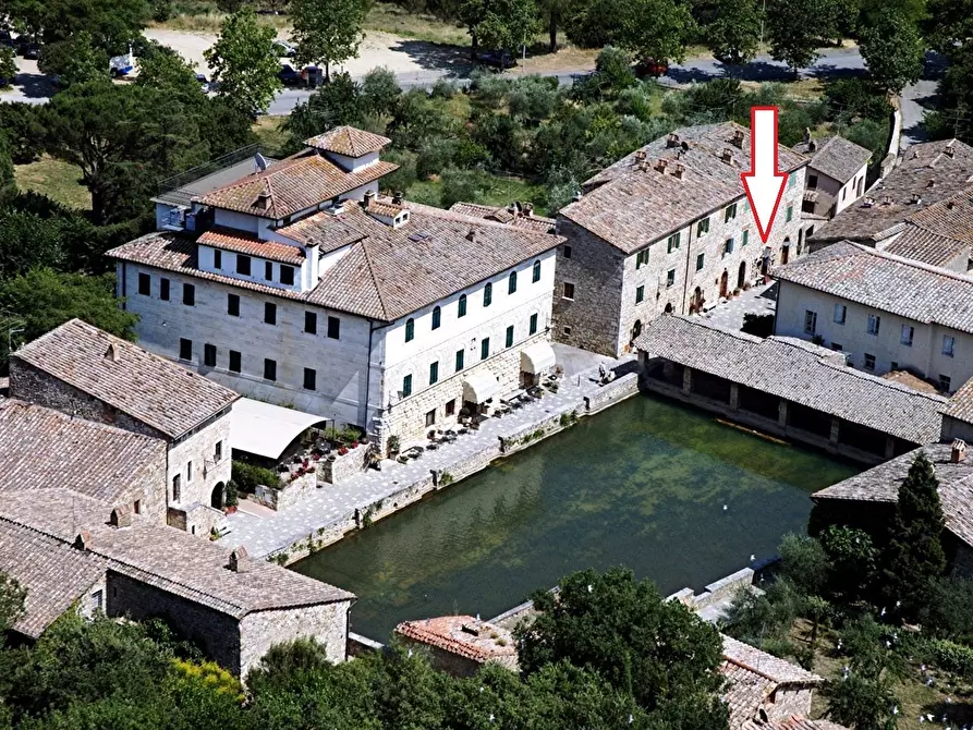 Immagine 2 di Licenza in vendita  in via Dei Mulini, 20 a San Quirico D'orcia