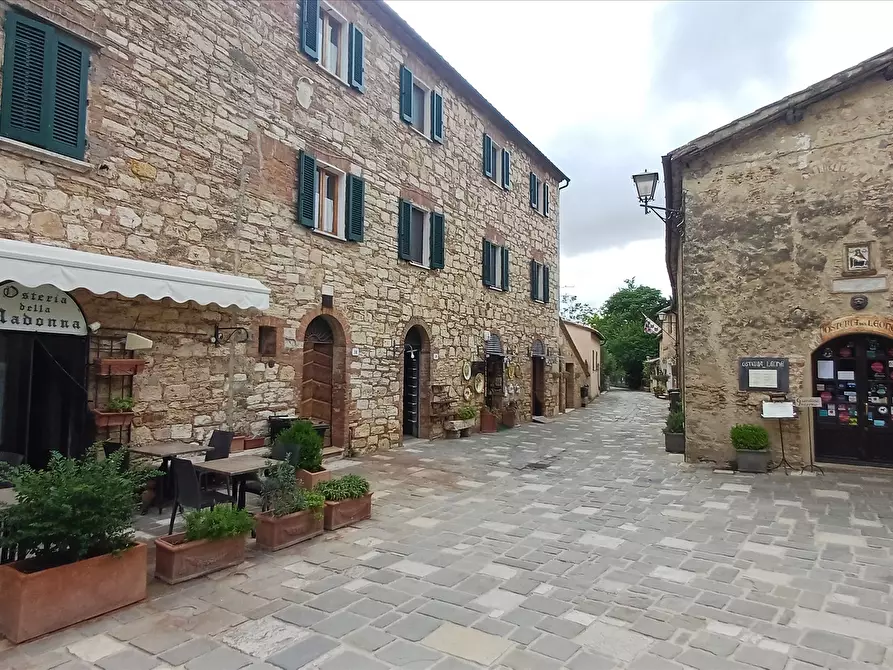 Immagine 5 di Licenza in vendita  in via Dei Mulini, 20 a San Quirico D'orcia