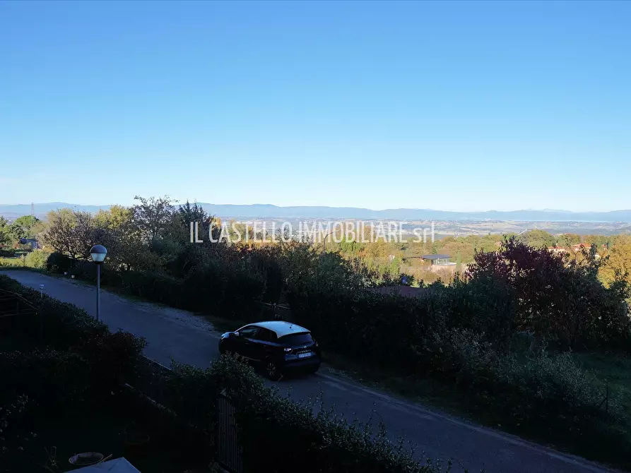 Immagine 3 di Appartamento in vendita  in Piazza S. Alberto, 11 a Sarteano