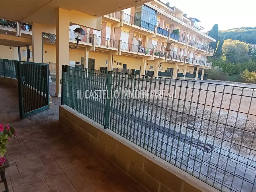 Immagine 5 di Appartamento in vendita  in Piazza S. Alberto, 11 a Sarteano