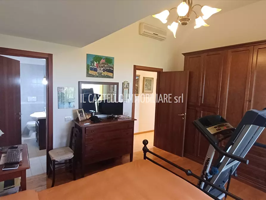 Immagine 6 di Appartamento in vendita  in Piazza S. Alberto, 11 a Sarteano