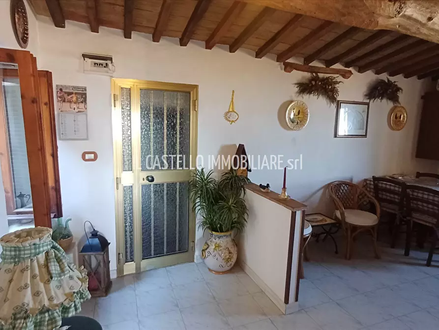 Immagine 5 di Appartamento in vendita  in via dei Fiori, 42 a Sarteano