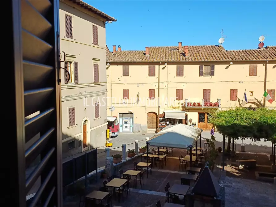 Immagine 8 di Appartamento in vendita  in via Fiorita, 36 a Castelnuovo Berardenga