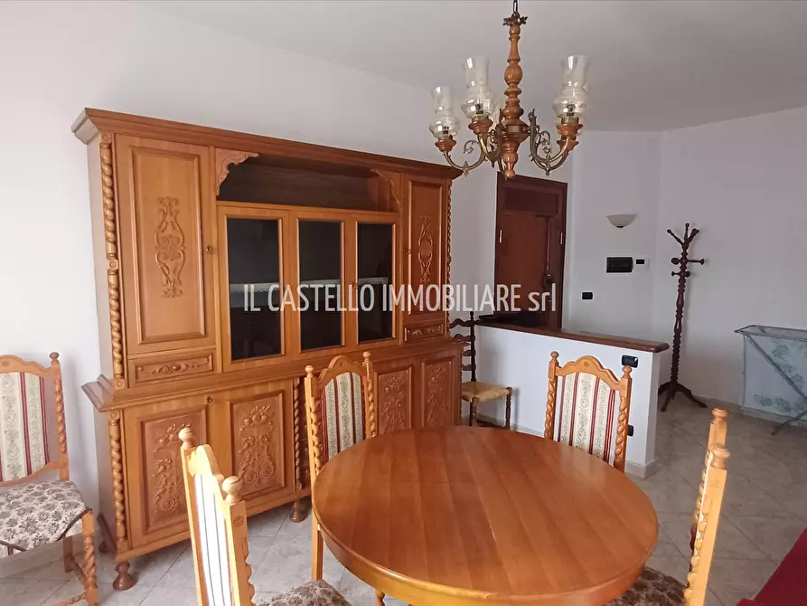 Immagine 3 di Appartamento in vendita  in piazza Dante, 6 a Chiusi