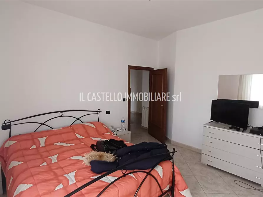 Immagine 9 di Appartamento in vendita  in piazza Dante, 6 a Chiusi