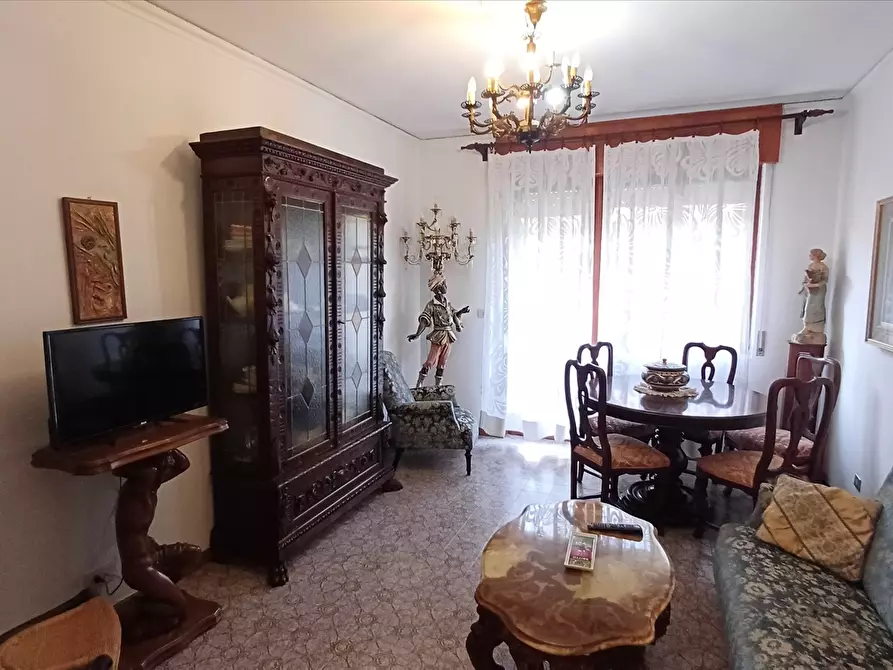 Immagine 1 di Appartamento in vendita  in via Abetone, 7 a Chianciano Terme