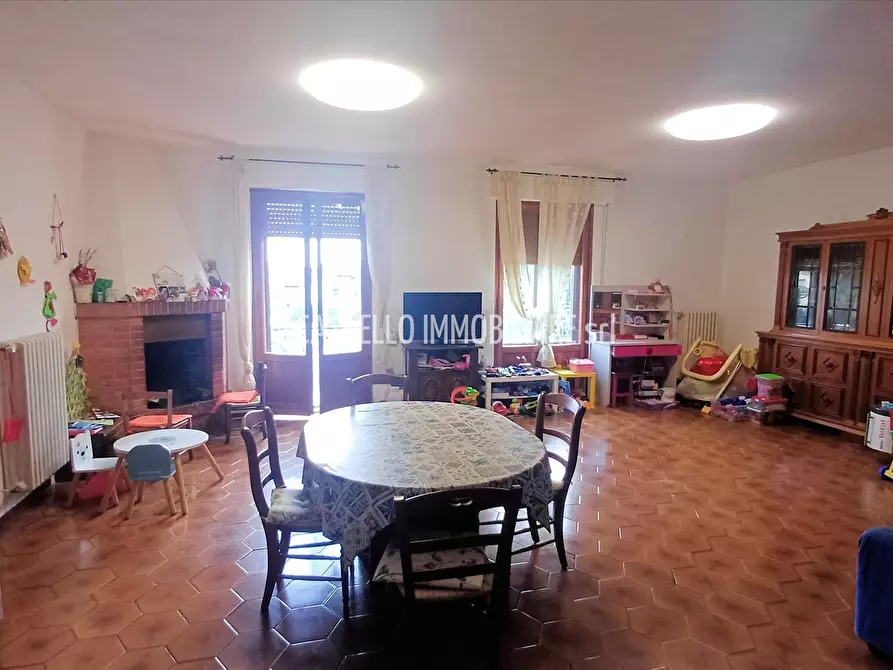 Immagine 4 di Appartamento in vendita  in via Perugia, 1 a Sarteano