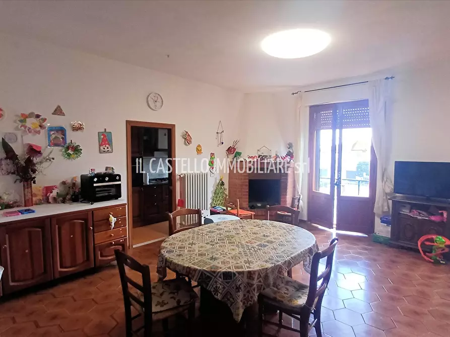 Immagine 5 di Appartamento in vendita  in via Perugia, 1 a Sarteano