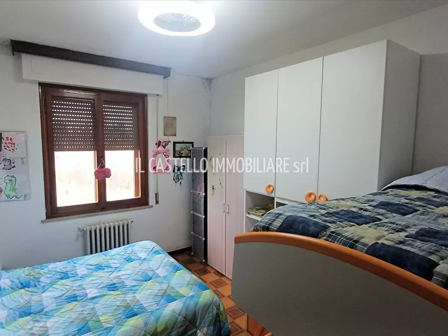 Immagine 7 di Appartamento in vendita  in via Perugia, 1 a Sarteano