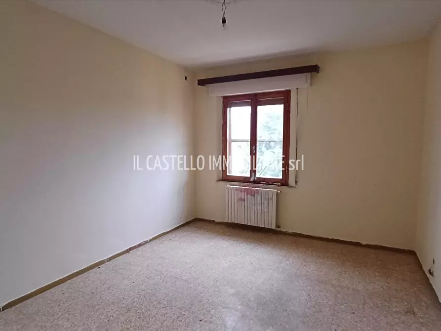 Immagine 8 di Villa in vendita  in via Lago Trasimeno 2 a Torrita Di Siena