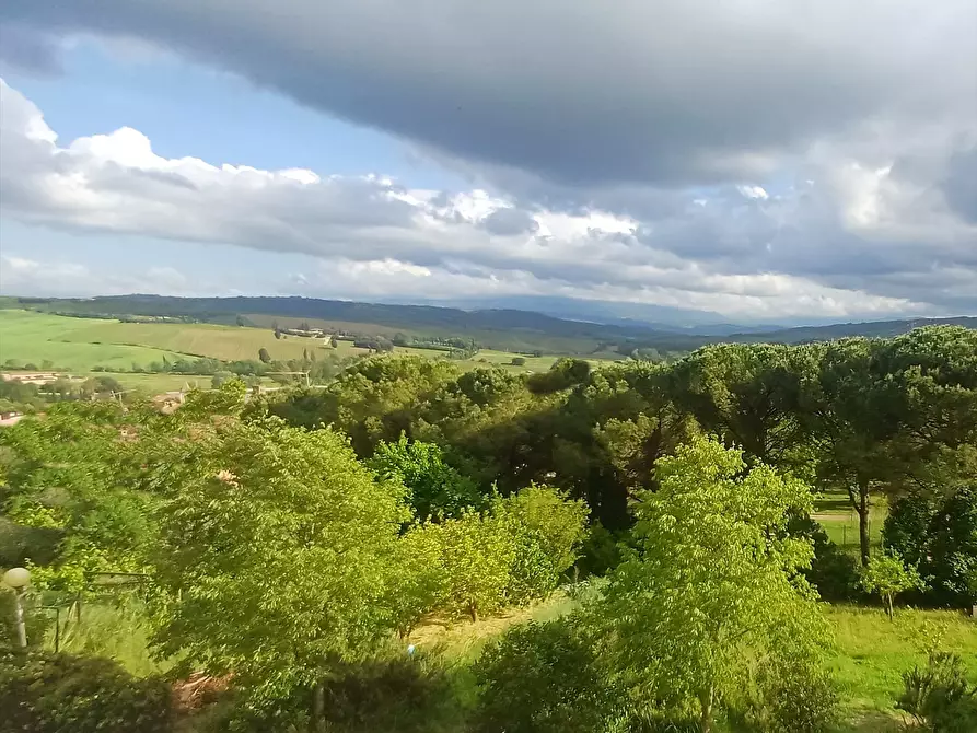 Immagine 4 di Appartamento in vendita  in via Romana, 103 a Montalcino