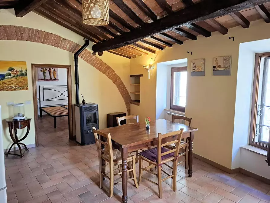 Immagine 1 di Appartamento in vendita  in Corso Garibaldi, 18 a Sarteano
