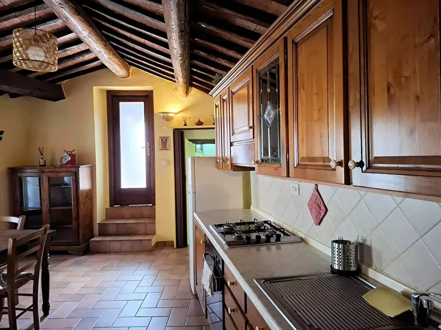Immagine 2 di Appartamento in vendita  in Corso Garibaldi, 18 a Sarteano