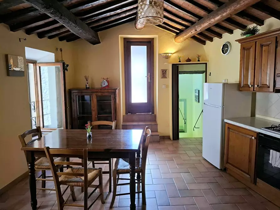 Immagine 3 di Appartamento in vendita  in Corso Garibaldi, 18 a Sarteano