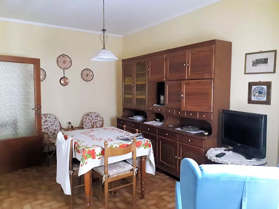 Immagine 1 di Appartamento in vendita  in piazza Dante, 6 a Chiusi