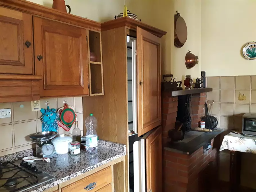 Immagine 4 di Appartamento in vendita  in piazza Dante, 6 a Chiusi