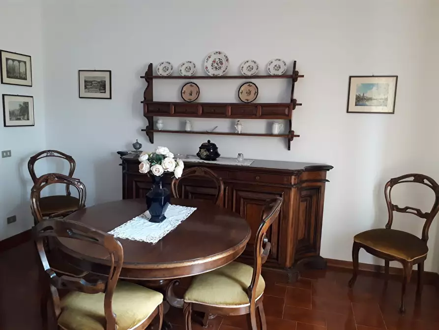 Immagine 7 di Appartamento in vendita  in piazza Dante, 6 a Chiusi