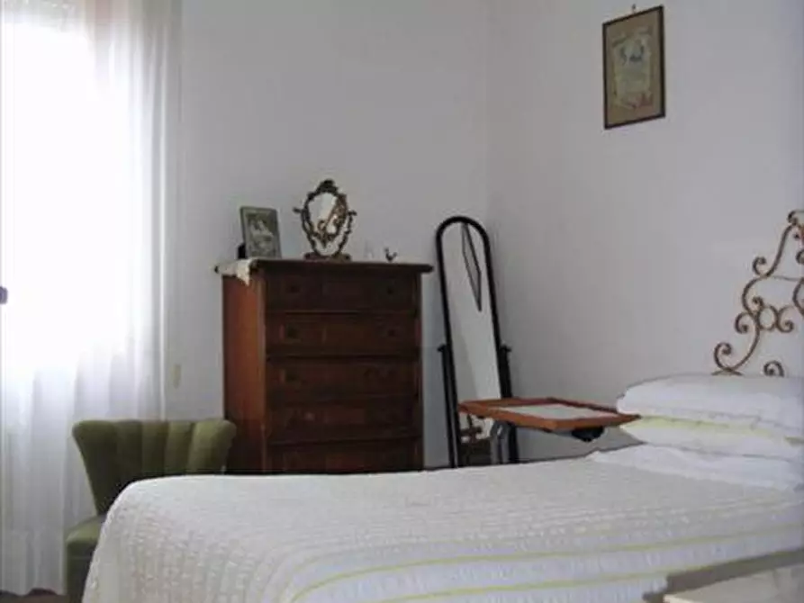 Immagine 8 di Appartamento in vendita  a Sarteano