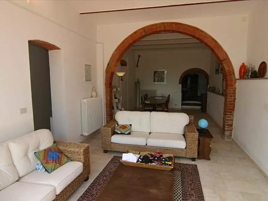 Immagine 10 di Rustico / casale in vendita  a Sinalunga