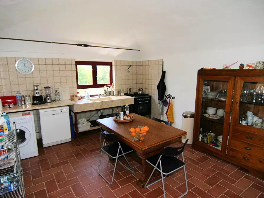 Immagine 7 di Rustico / casale in vendita  a Sinalunga