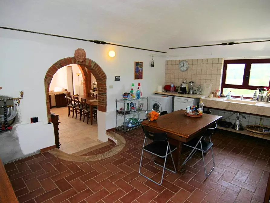 Immagine 6 di Rustico / casale in vendita  a Sinalunga