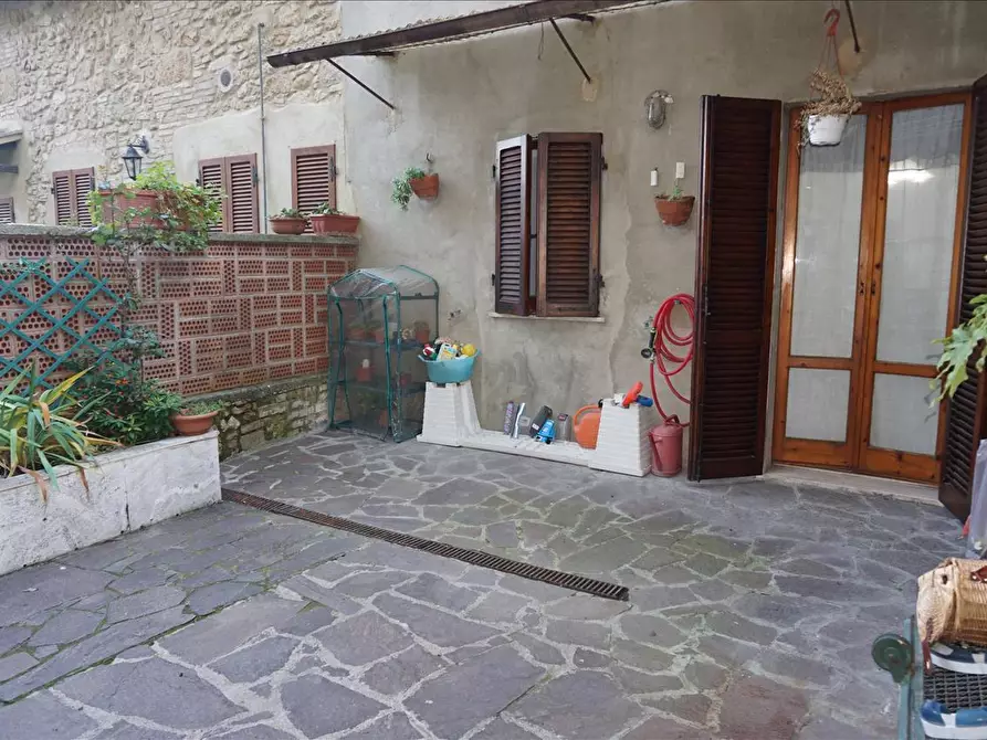 Immagine 2 di Appartamento in vendita  a Sarteano