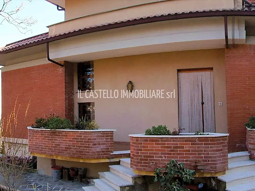 Immagine 2 di Appartamento in vendita  a Sarteano