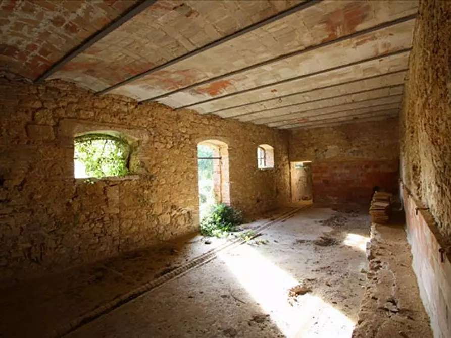 Immagine 3 di Rustico / casale in vendita  a Sarteano