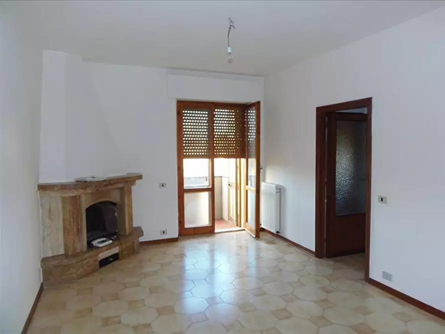Immagine 1 di Appartamento in vendita  in via Della Resistenza, 3 a Sarteano